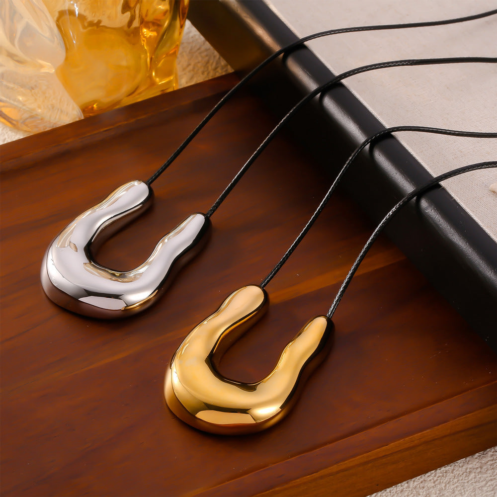 Woven Leather String Ornament Irregular U-shaped Horseshoe Shape Titanium Necklaces