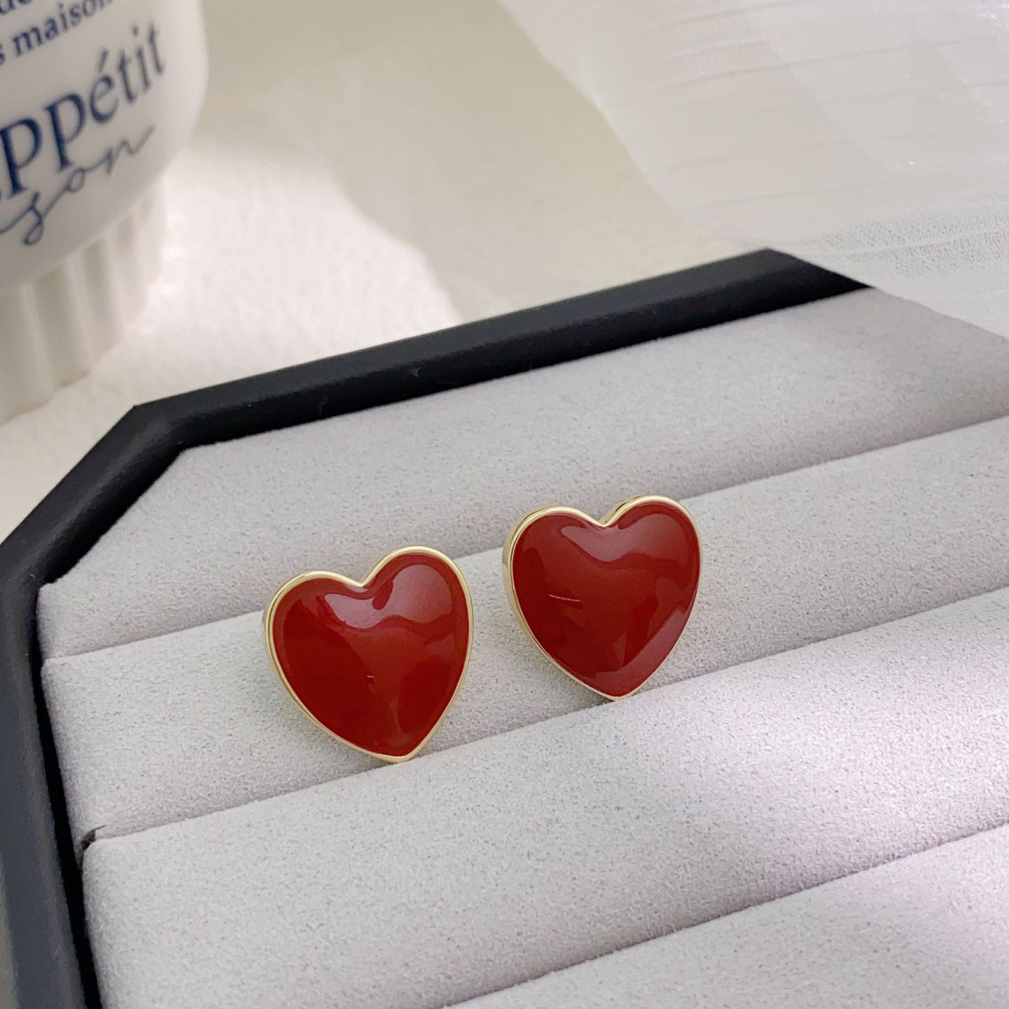 Women's French Retro Red Enamel Drip Glazed Earrings
