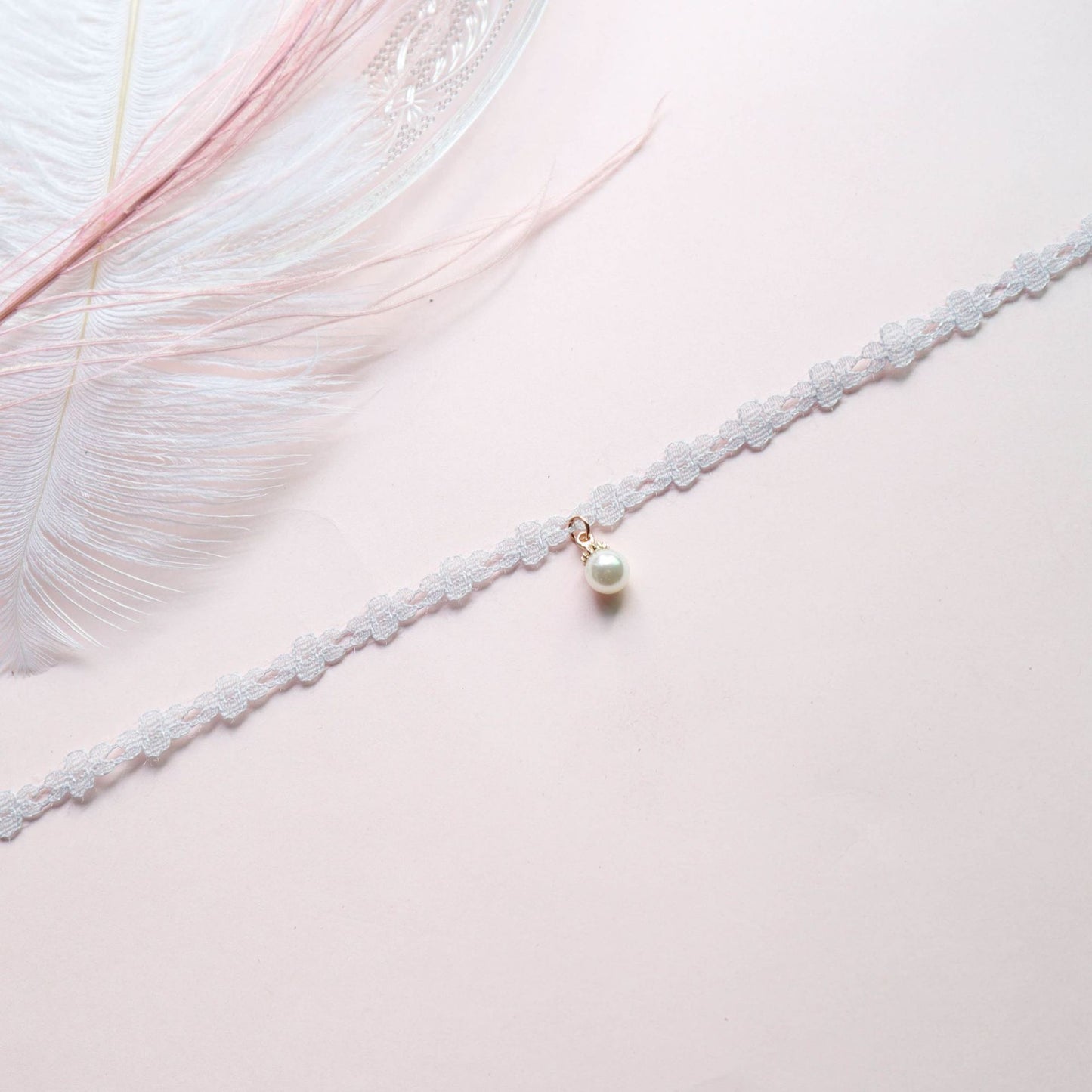 Sexy Collar Color Lace Ribbon Short Necklaces