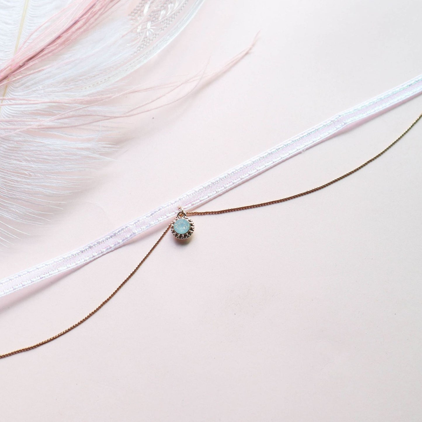 Sexy Collar Color Lace Ribbon Short Necklaces