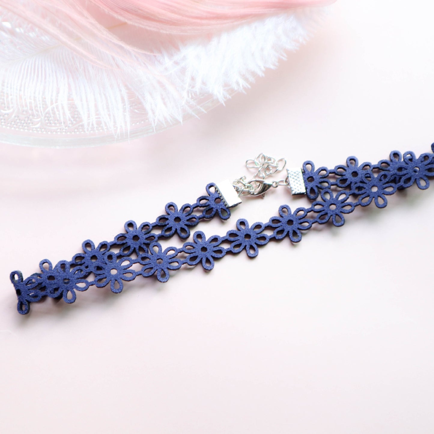 Sexy Collar Color Lace Ribbon Short Necklaces
