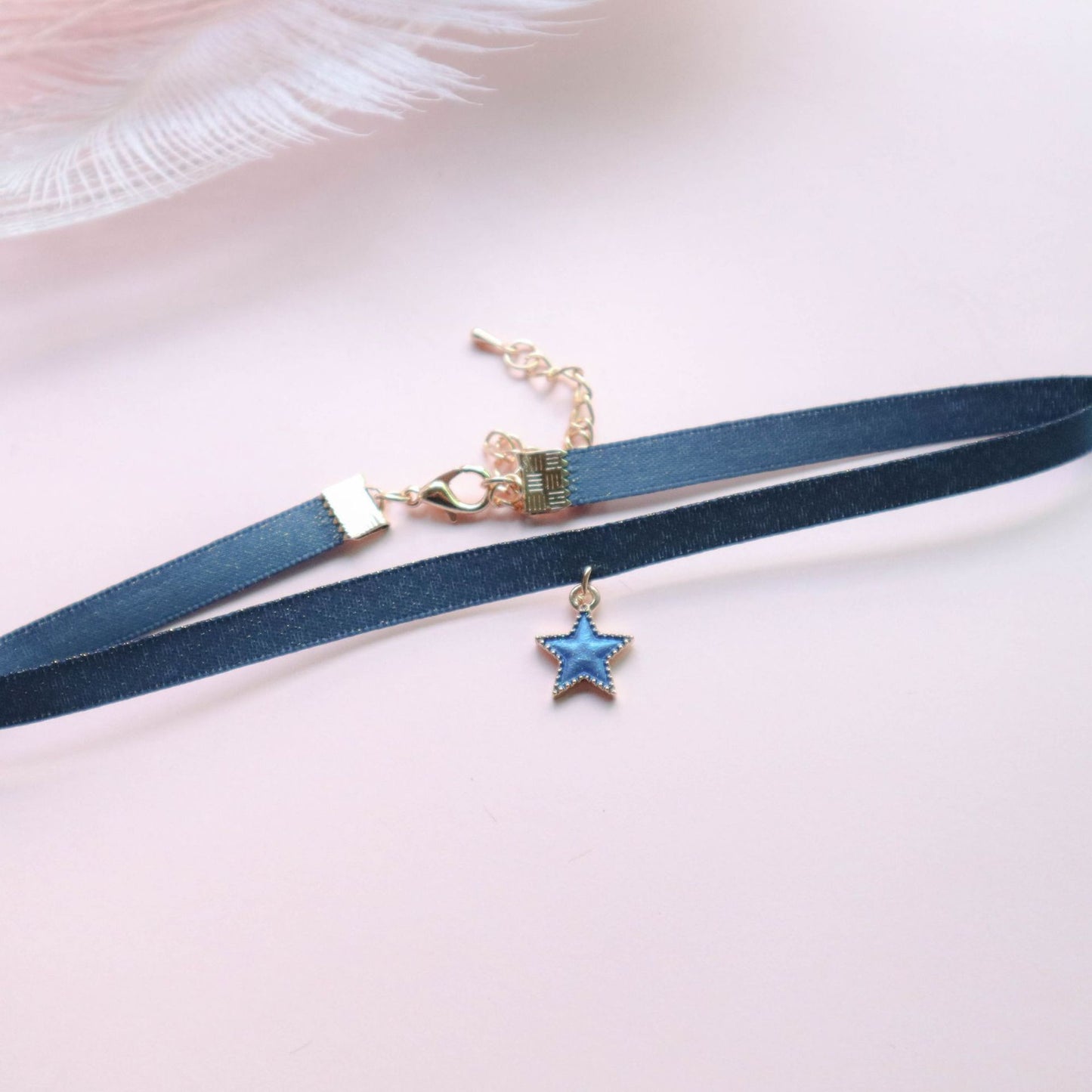 Sexy Collar Color Lace Ribbon Short Necklaces