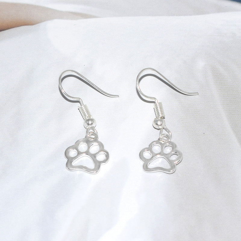 Dog Printed Empty Peach Heart With Paw Type Stud Earrings