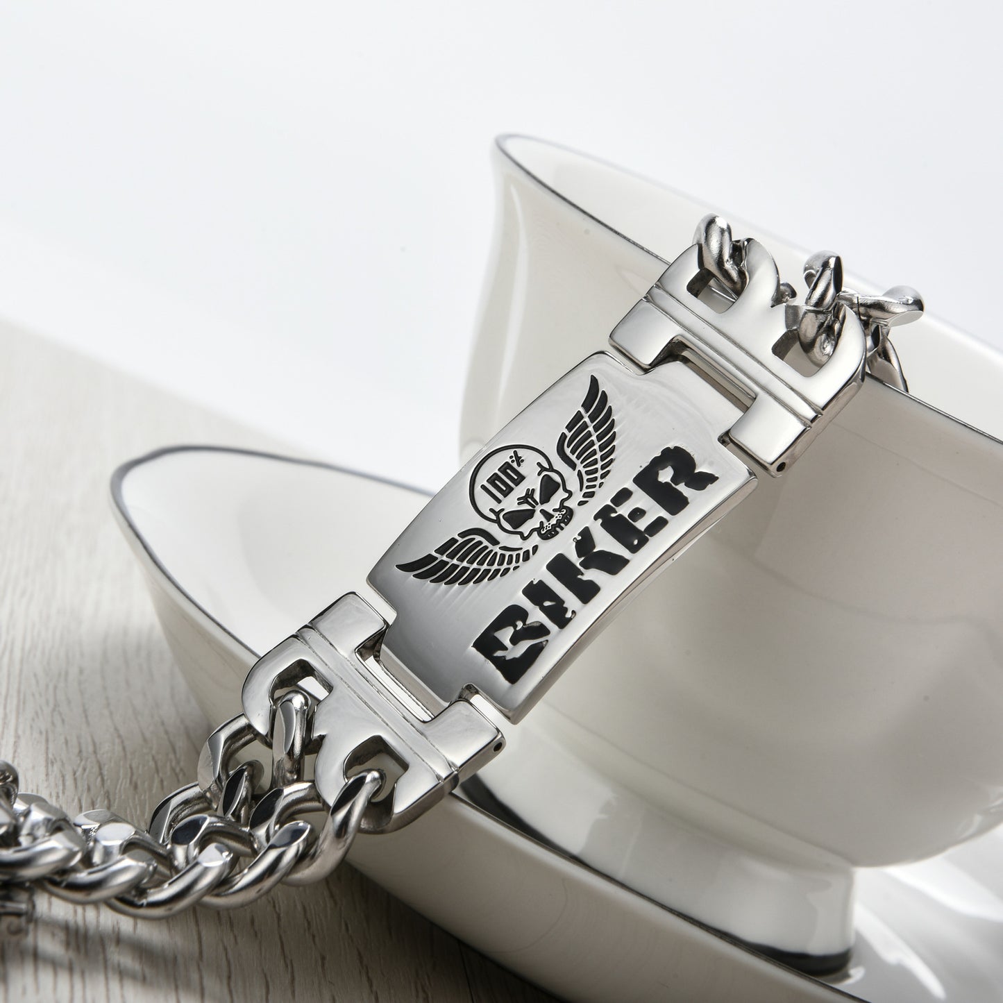 Classy Cool Trendy Pretty Men's Skull Bracelets