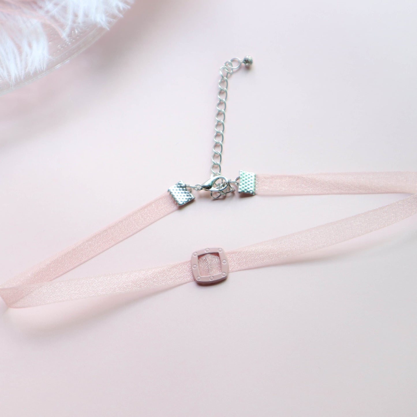 Sexy Collar Color Lace Ribbon Short Necklaces