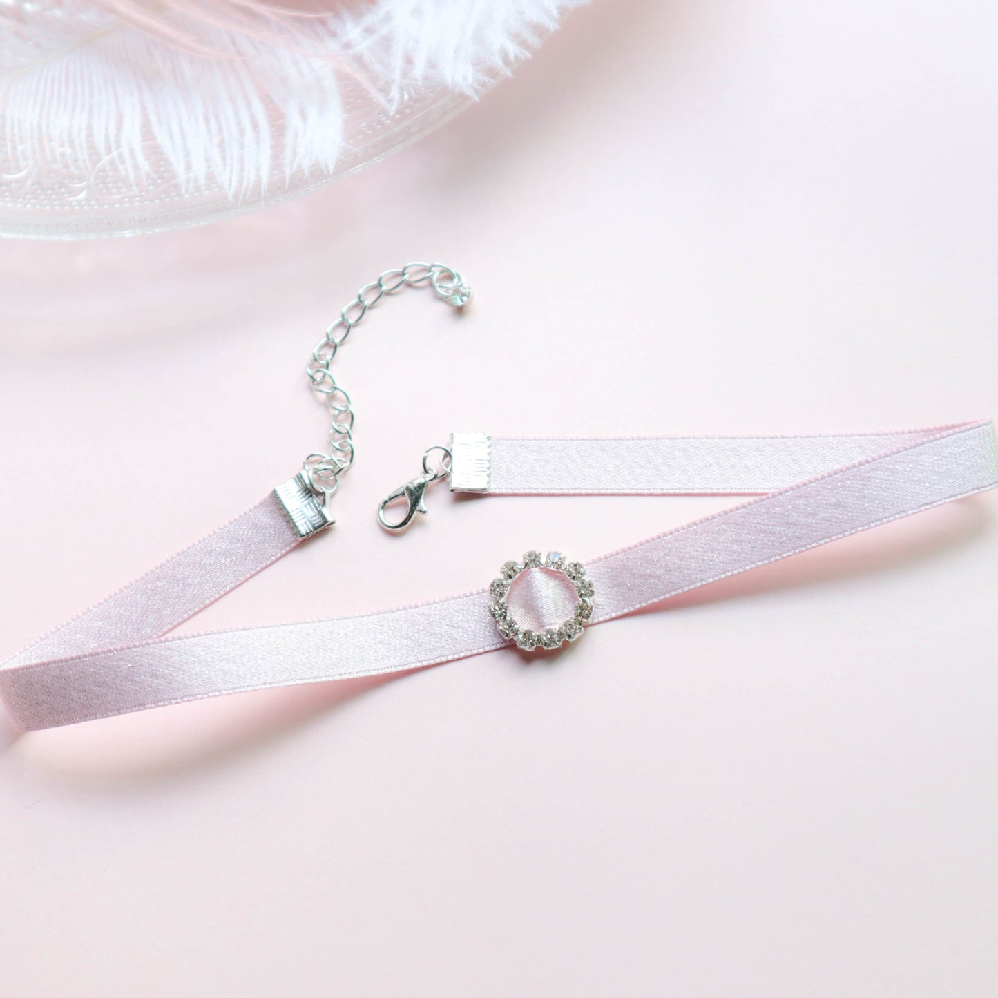 Sexy Collar Color Lace Ribbon Short Necklaces