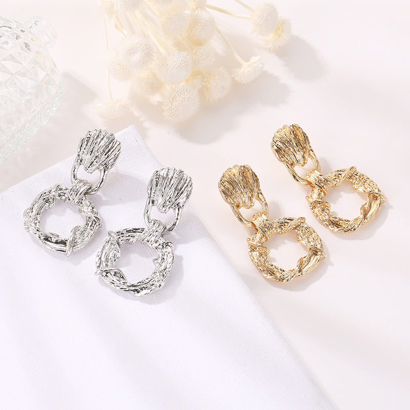 Women's Fashion Twist Frosted Geometric Trinkets Rings