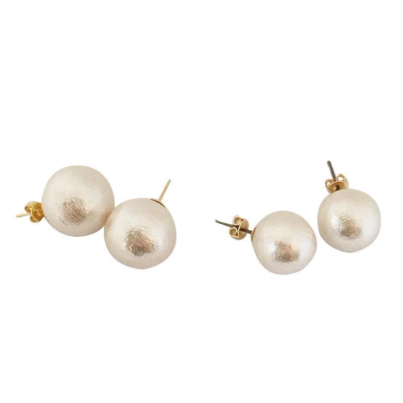 Cotton Pearl Large Sier Needle Ear Earrings