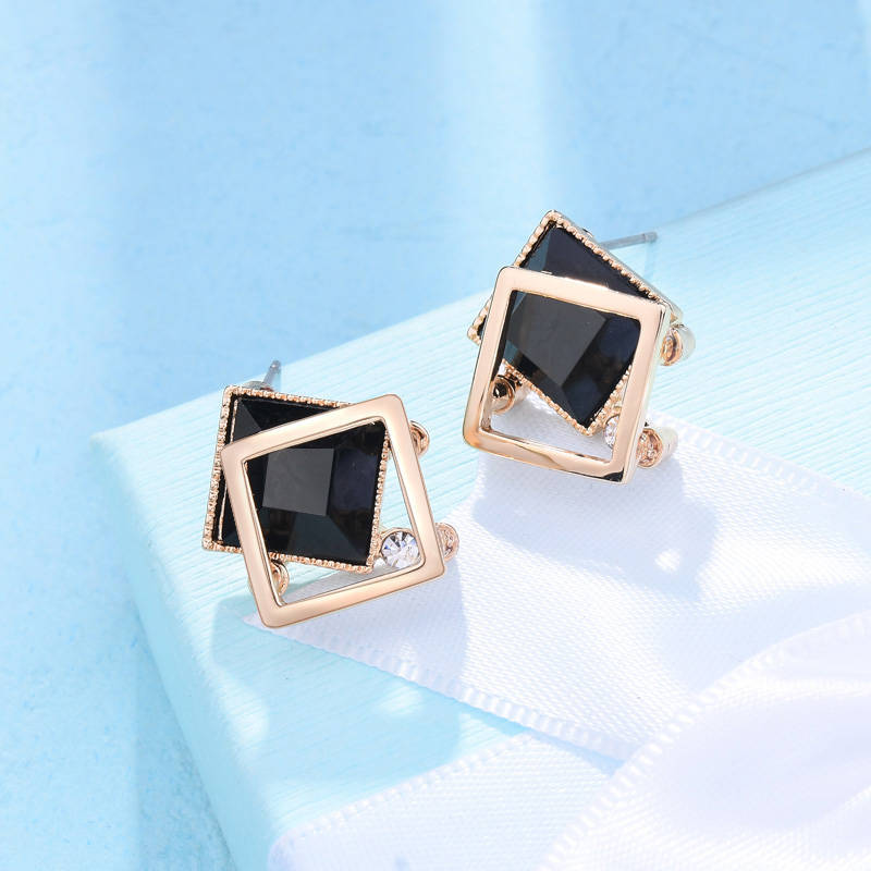 Needle Female Urban Geometric Crystal Simplicity Super Flash Zircon Stud Earrings