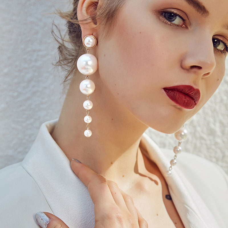 Women's Simple Size Artificial Pearl Long Fashionmonger Earrings