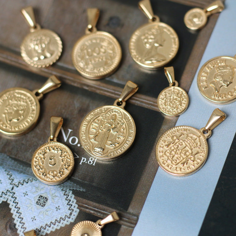 Roman Portrait Gold Coin Wheat Elizabeth Pendants