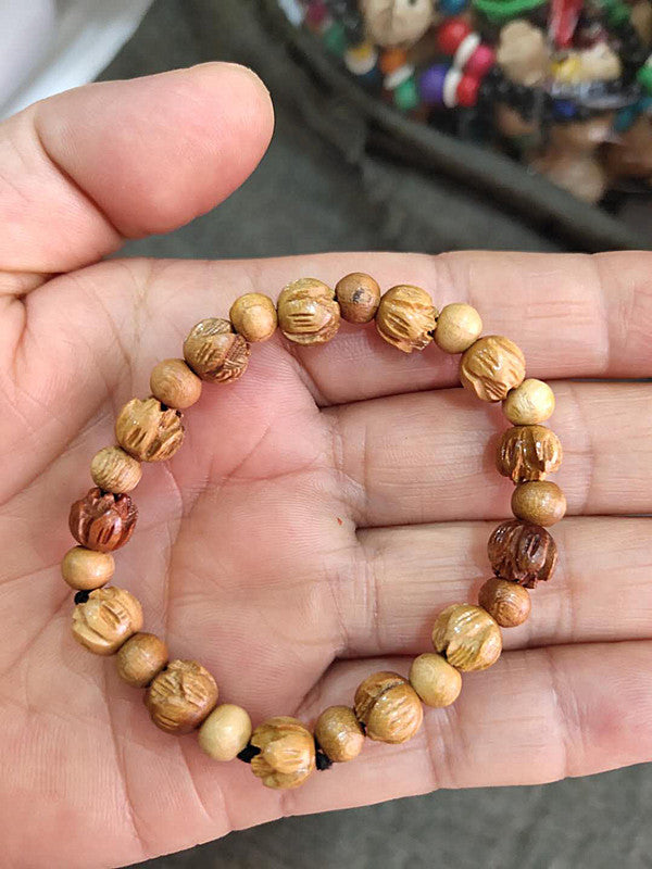 Men's Peach Wood Lotus Buddha Beads Carving Style Bracelet