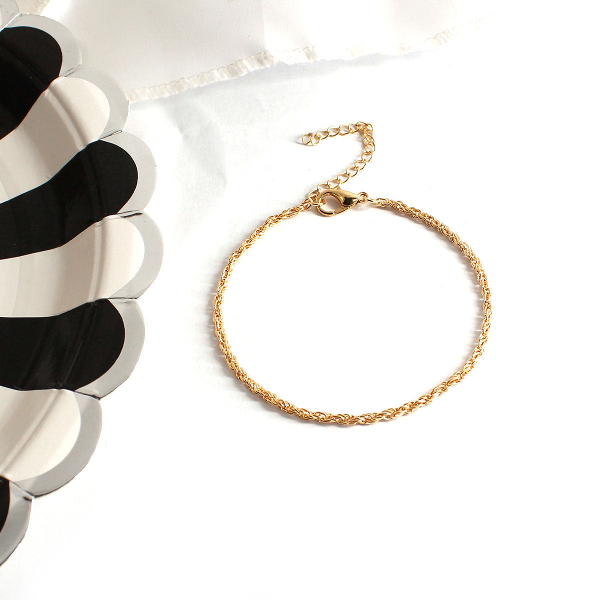 Classic Slouchy Running Volume Stall Alloy Bracelet