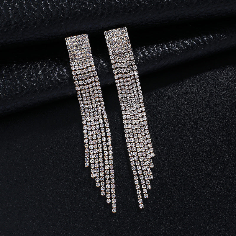 Thin Elegance Retro Ornament Fashion Rhinestone Exquisite Earrings