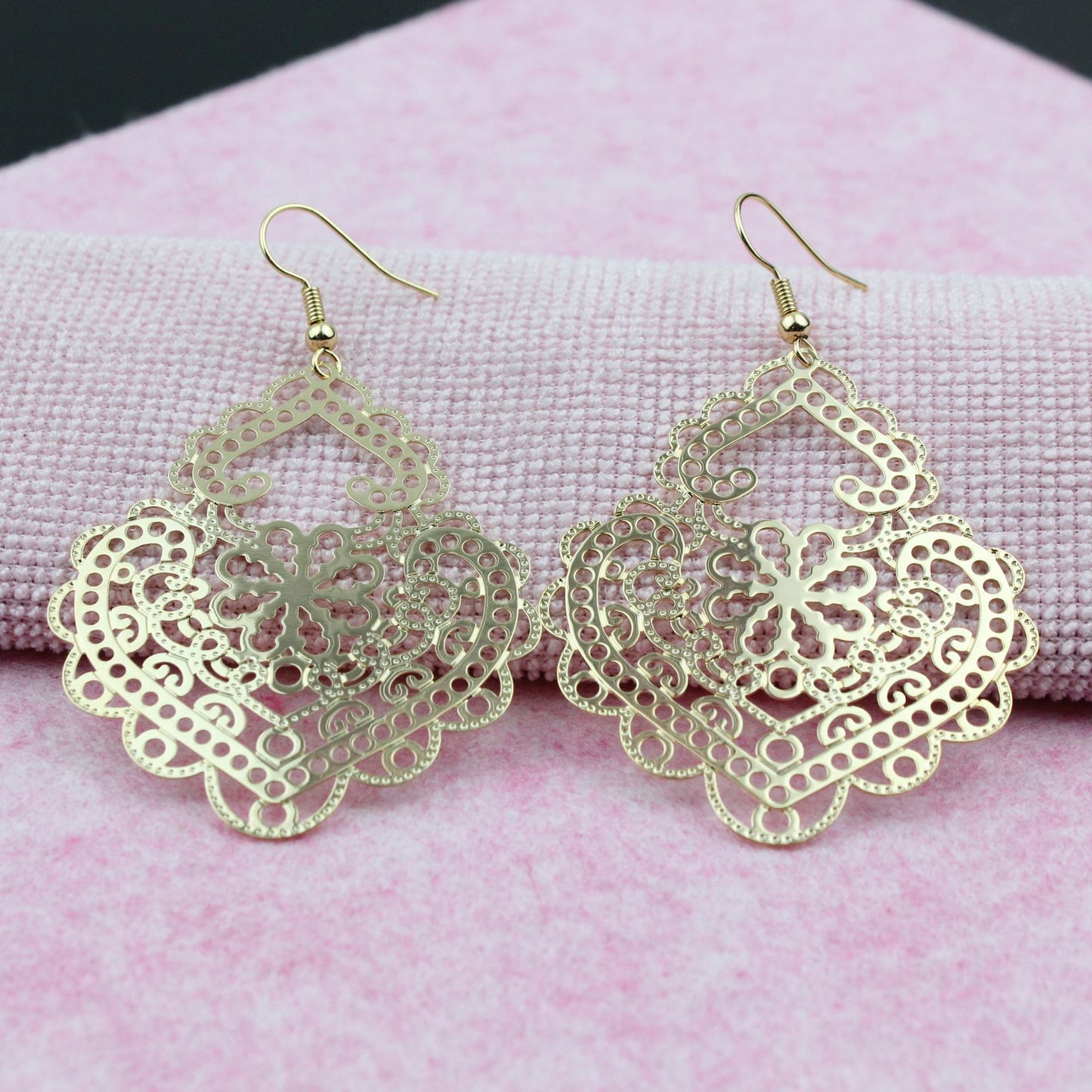Women's Ear Fashion Temperament Love Lock Heart-shaped Earrings