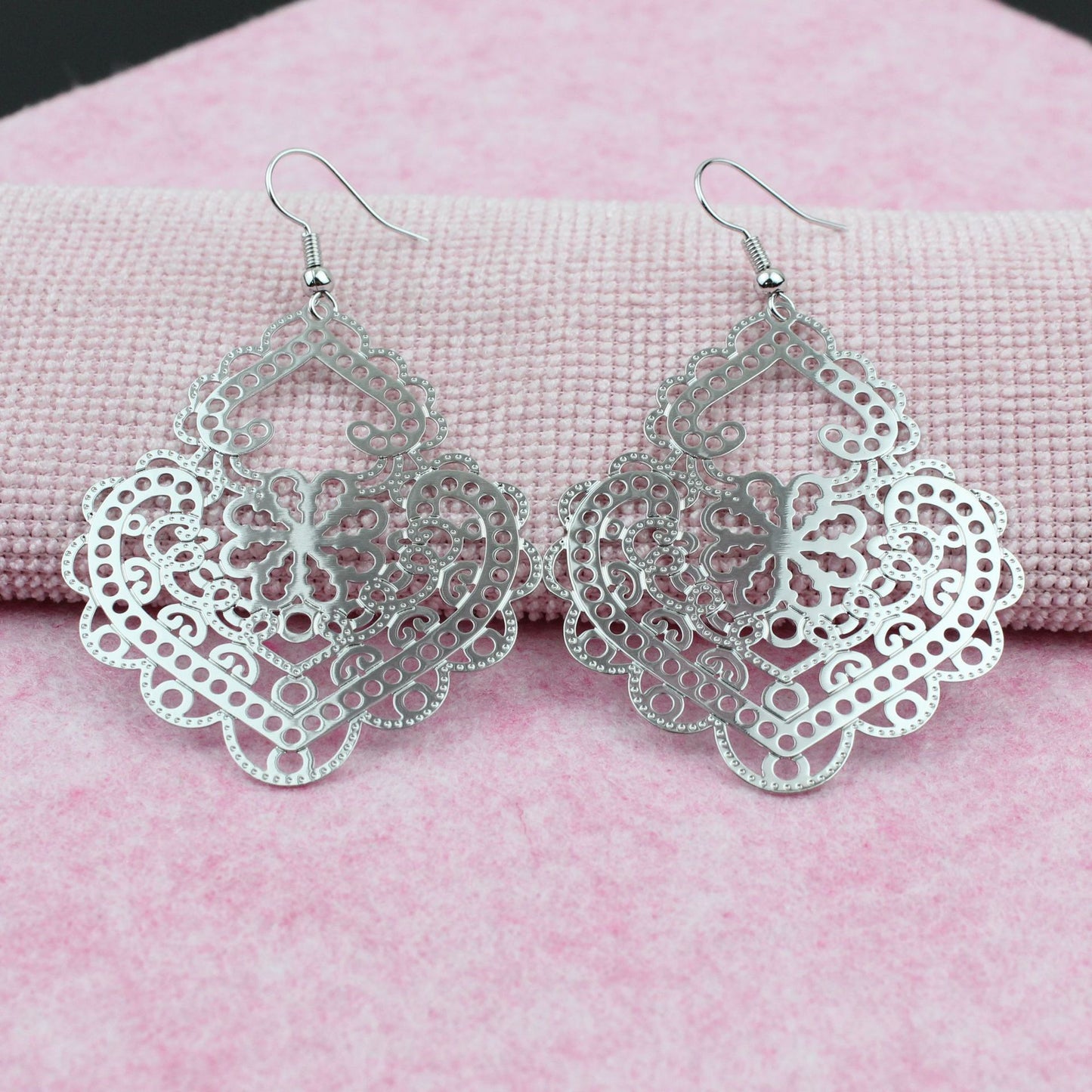 Women's Ear Fashion Temperament Love Lock Heart-shaped Earrings