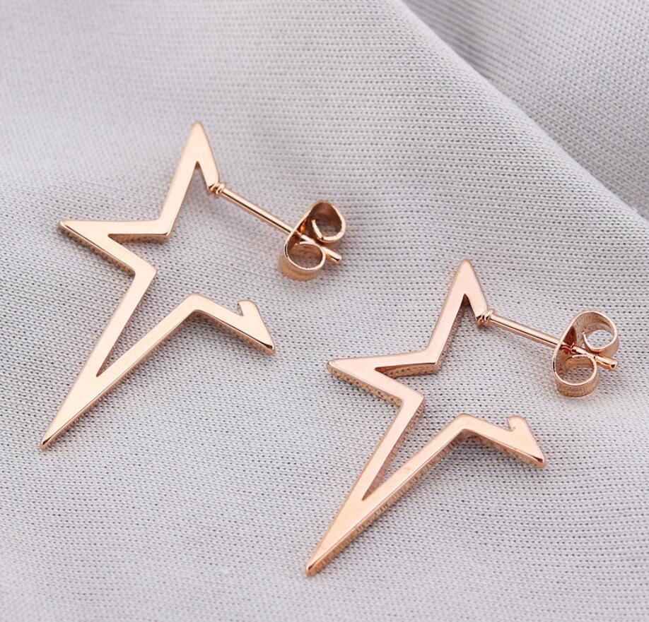 Women's Stainless Steel Retro Geometric Simple Fashion Earrings