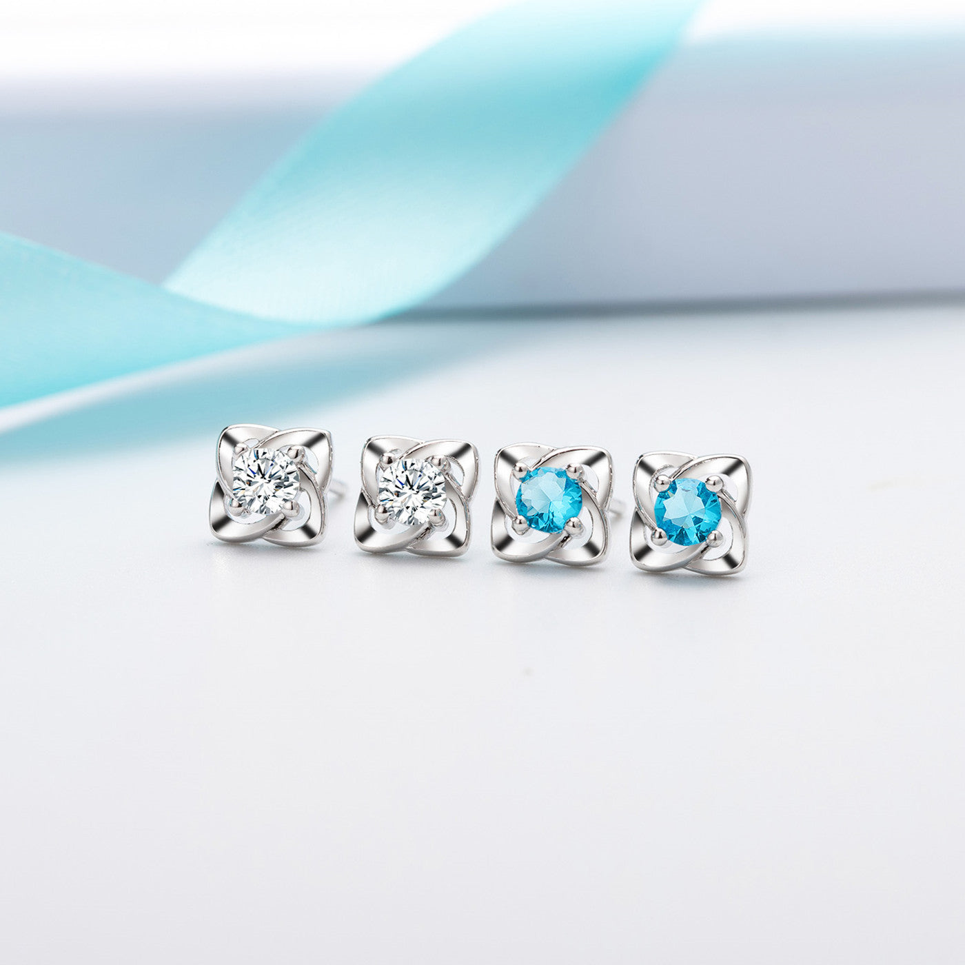 Blue Diamond Four Leaf Clover Ear Female Sweet Earrings