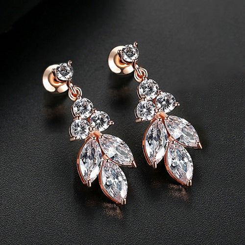 Fine Light Luxury Fresh Temperament Fashion Earrings