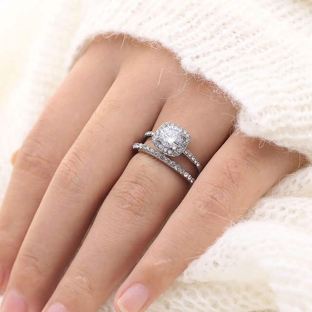 Couple Popular Fashion Zircon Of 2 Rings
