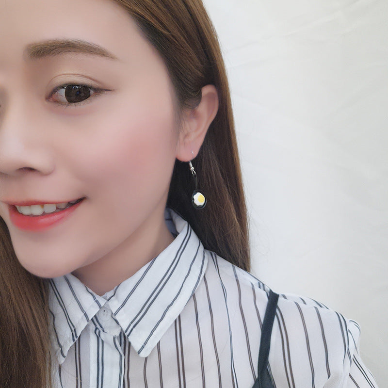 Eccentric Personality Creative Fun Cute Fried Eggs Spatula Asymmetric Eardrops Stud Earrings