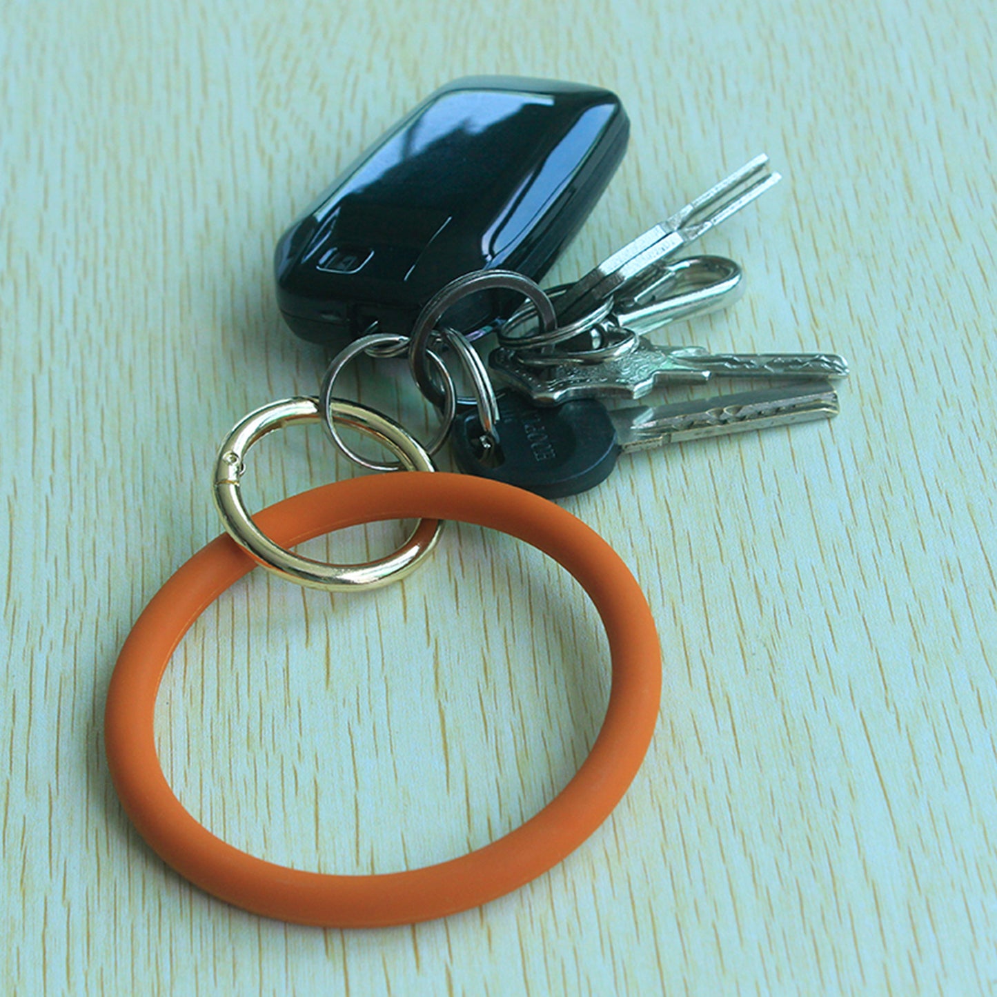 Large Round Silicone Key Case Gift Bracelets