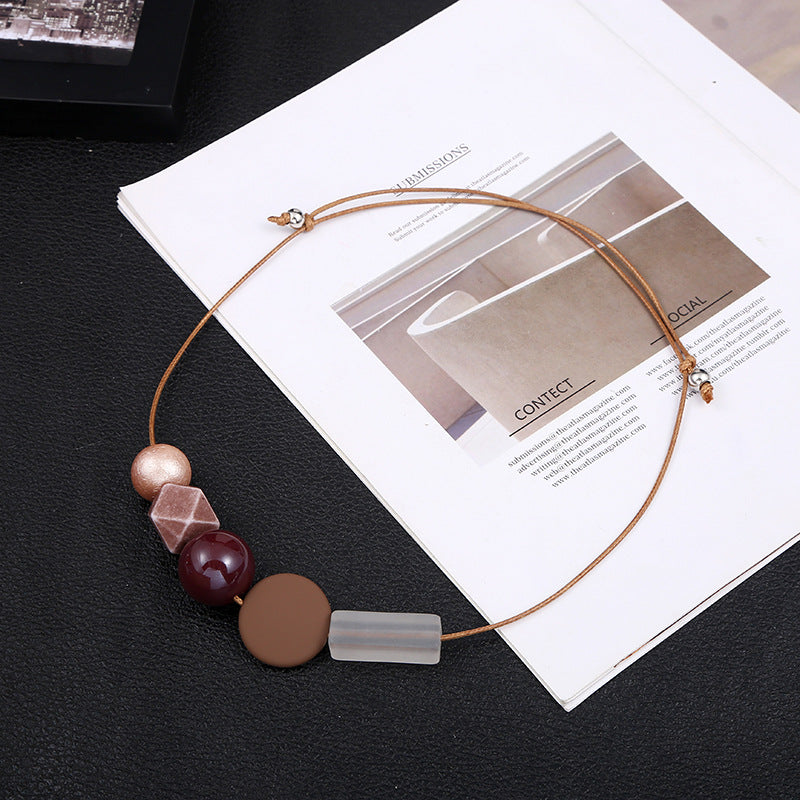 Women's Resin Beaded Geometric Design Fashion Simple Necklace
