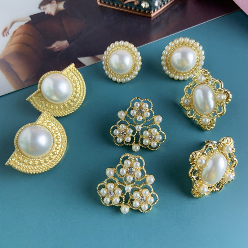 Women's Vintage Court Style Baroque Round Pearl Sier Needle Ear Clip Stud Earrings