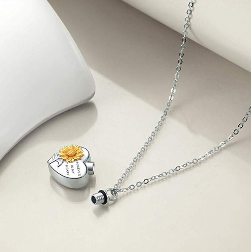 Fashion Personality Creative Peach Heart Sunflower Cinerary Necklace