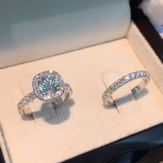 Glamorous Women's Square Inlaid Zircon Couple Ring