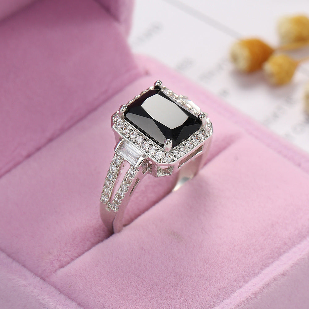 Women's & Men's Ornament Creative Couple Fashion Black Zircon Rings