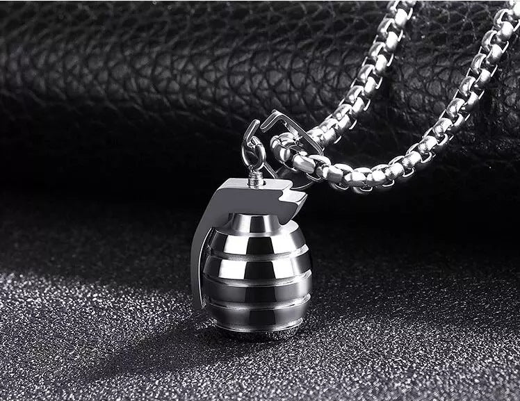 Men's Hipster Female Dog Tag Daisy Bear Personalized Hip Necklaces