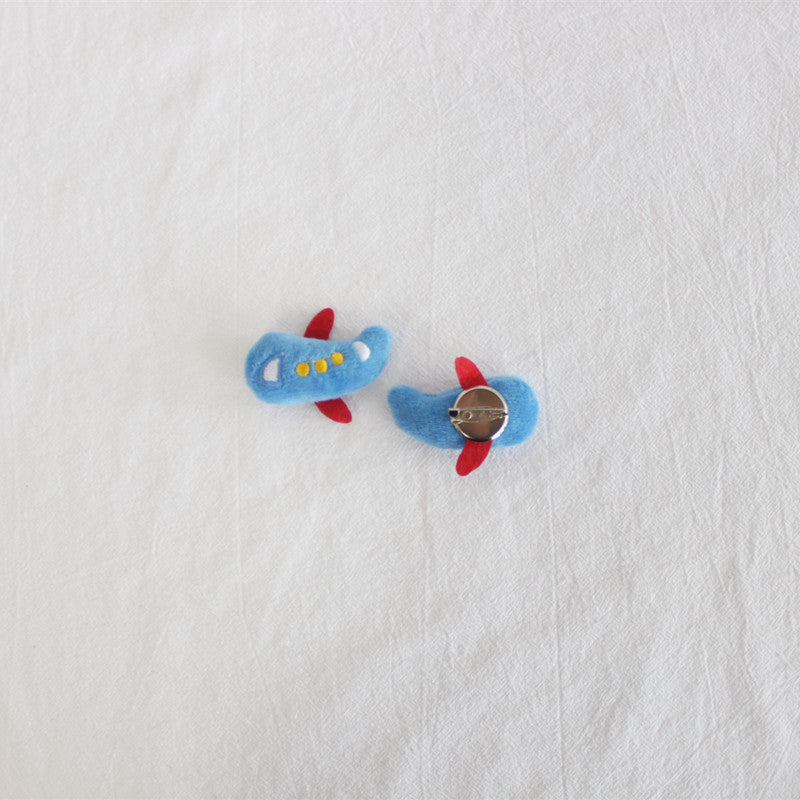 Car Blue Small Aircraft Brooch Plush Brooches