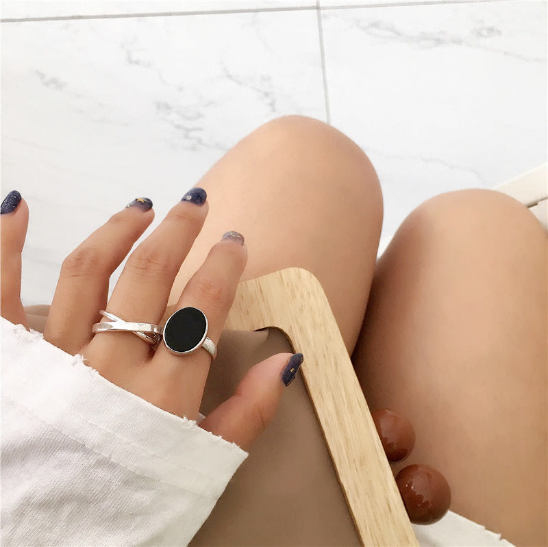 Sier Black Round Cross Female Niche Design Rings