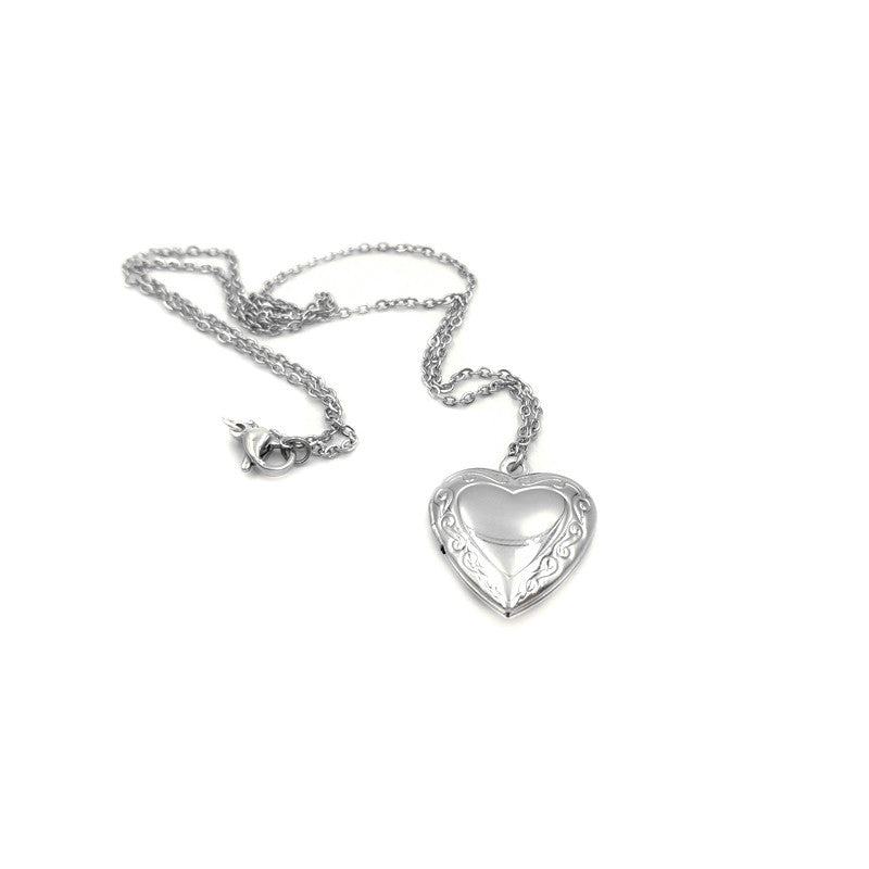 Steel Peach Heart Box Gold-plated Frame Can Necklaces