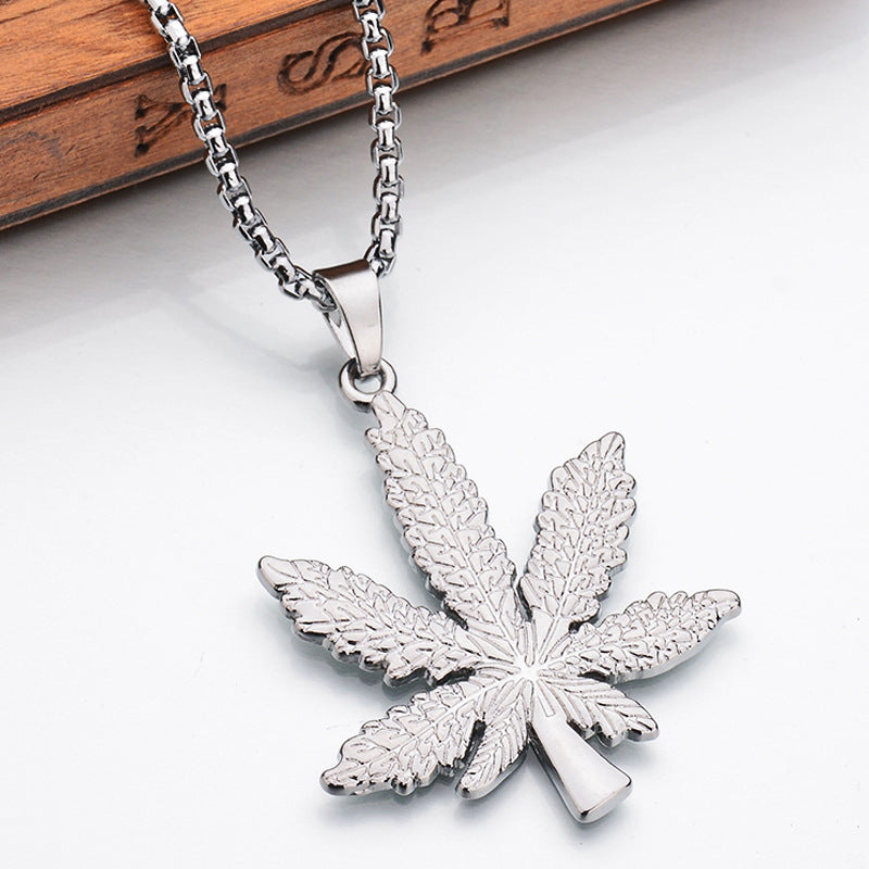 Women's Domineering Big Leaf Maple Long Sweater Necklaces