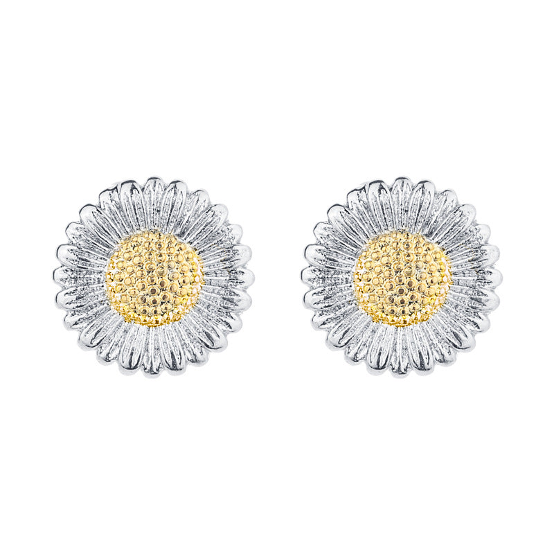 Women's Live Little Daisy Korean Fashion Small Fresh Earrings