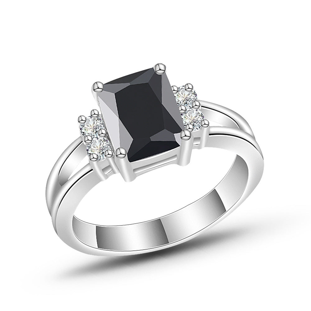 Classic Fashion Simple Inlaid Couple Zircon Ring