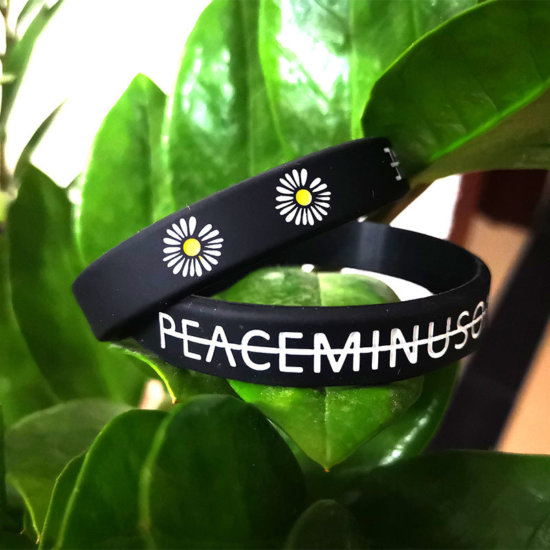 Women's & Men's Little Daisy Couple Fashion Rubber Gasket Sports Silicone Bracelet
