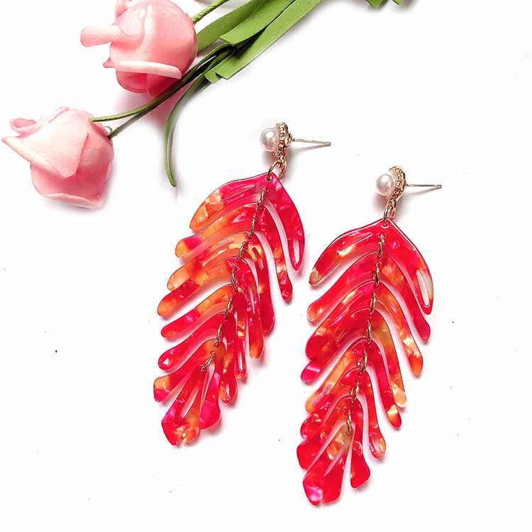 Personalized Design Trendy Fresh Simple Fashion Leaf Tassel Style Stud Earrings