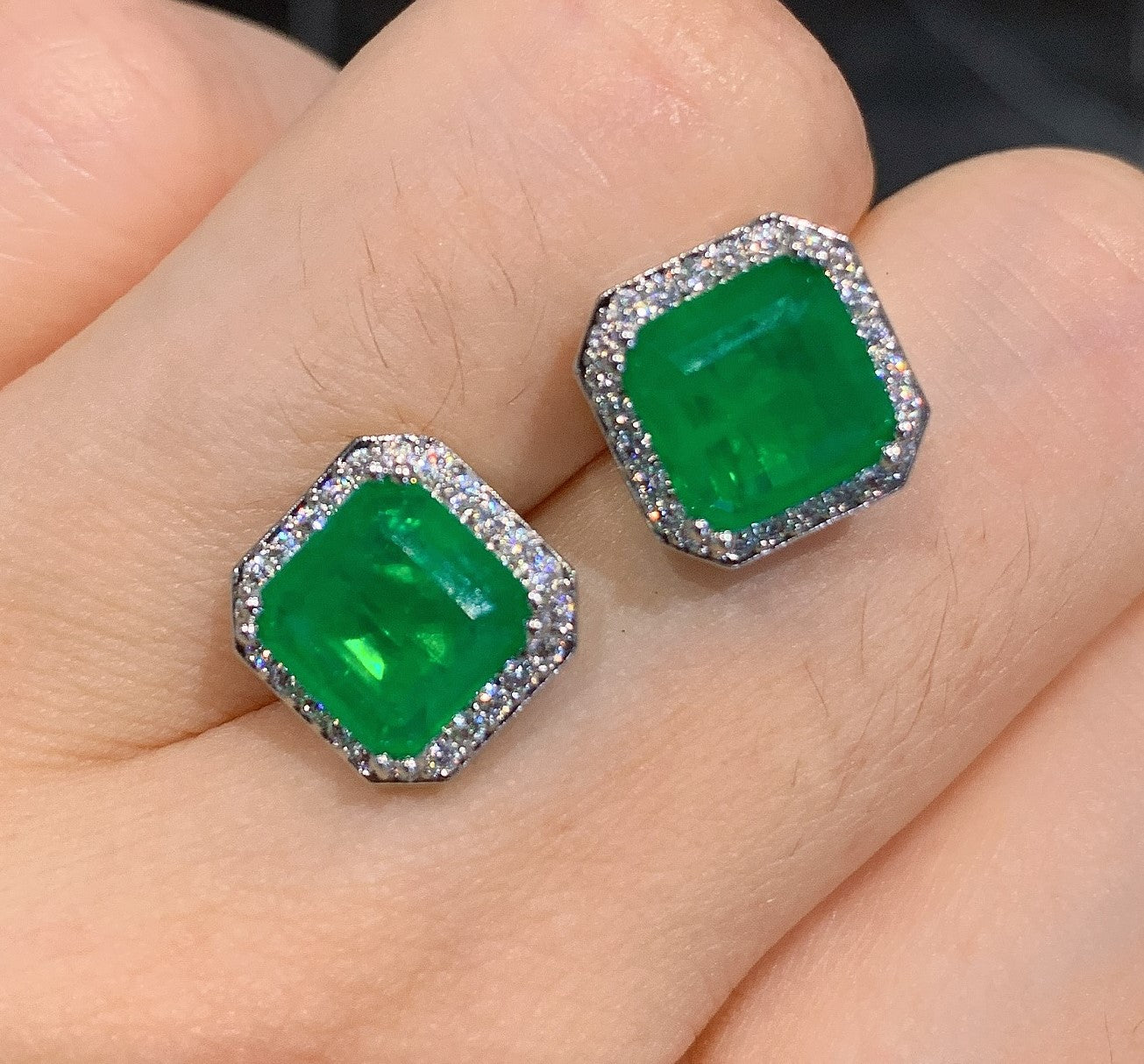 Sheng Jewelry Artificial Emerald Paraiba Main Earrings