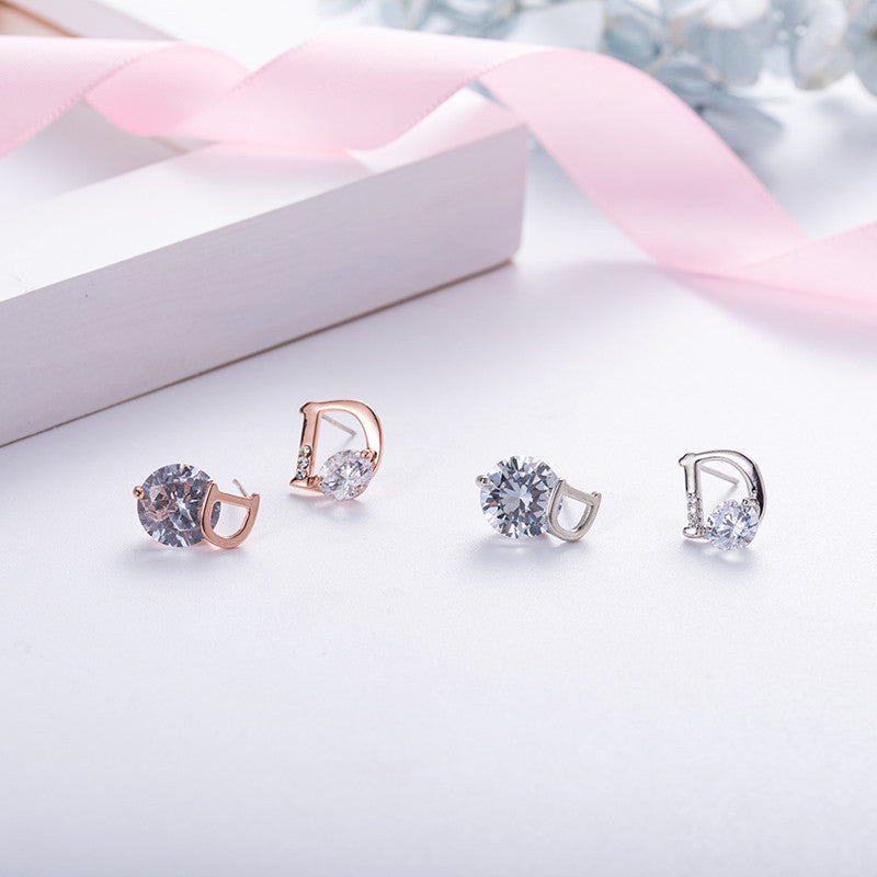 Women's Simple Personality Korean Style Asymmetric Letter Niche Earrings