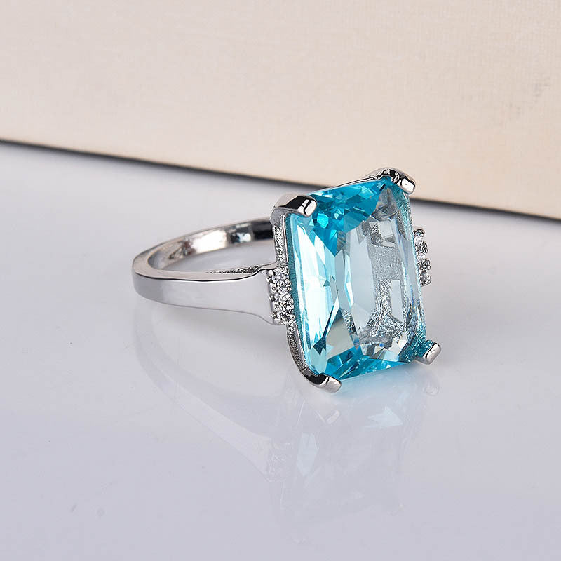 Fashion Luxury Topaz Engagement Sapphire Hand Rings