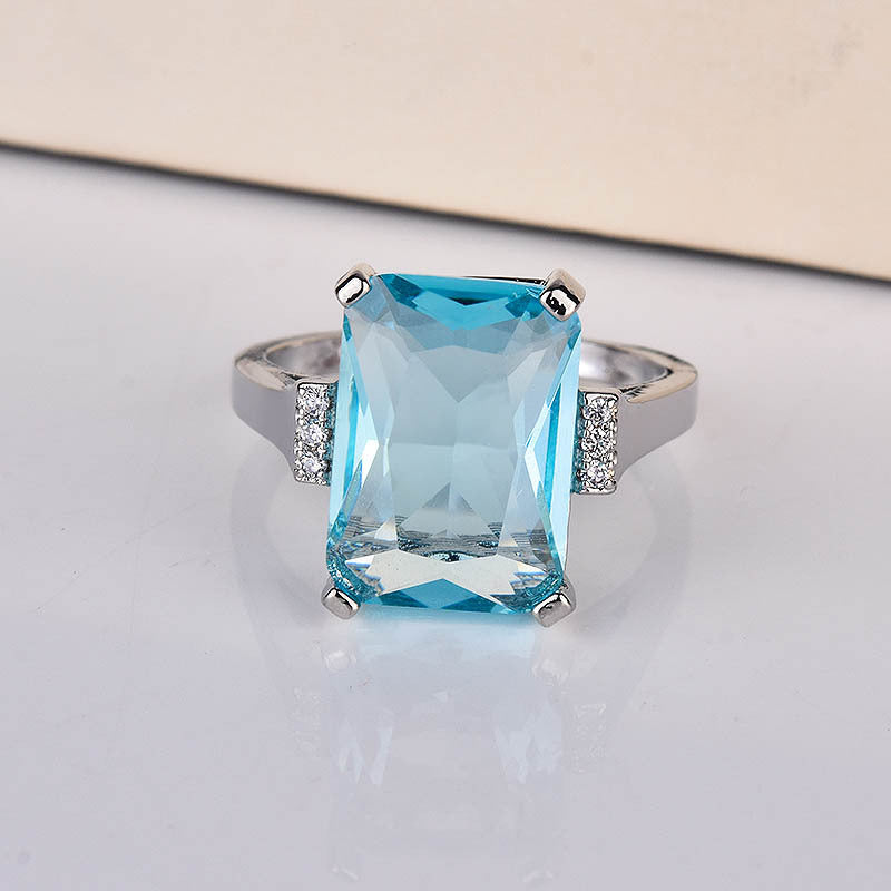 Fashion Luxury Topaz Engagement Sapphire Hand Rings