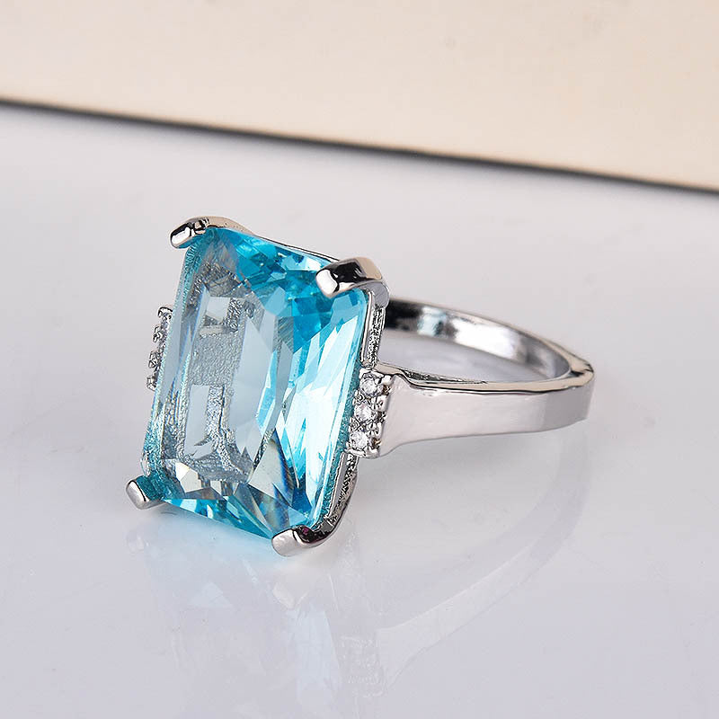 Fashion Luxury Topaz Engagement Sapphire Hand Rings