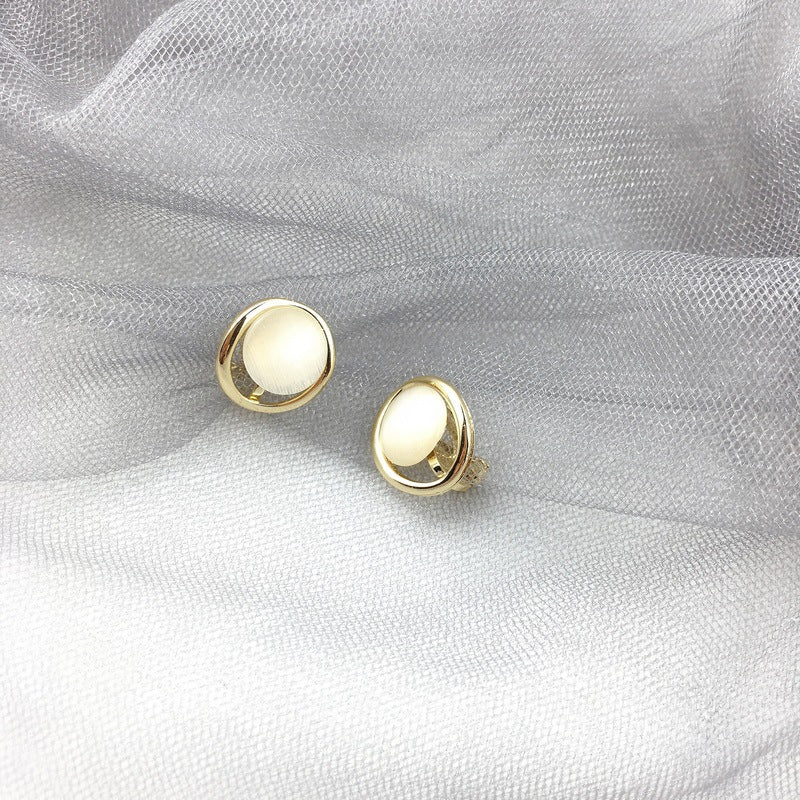 Women's To Opal Stone Small Simple Mori Style Stud Earrings