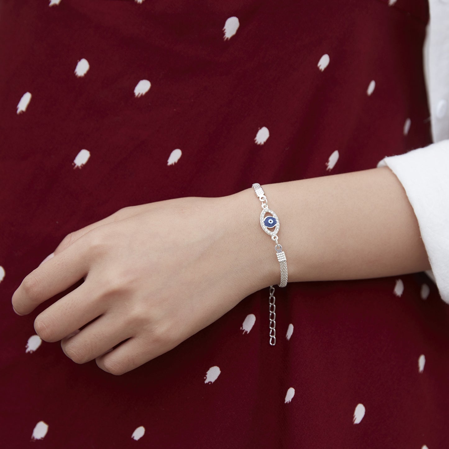 Street Shot Fashion Personality Geometric Sweet Chain Blue Eyes Sier Bracelets