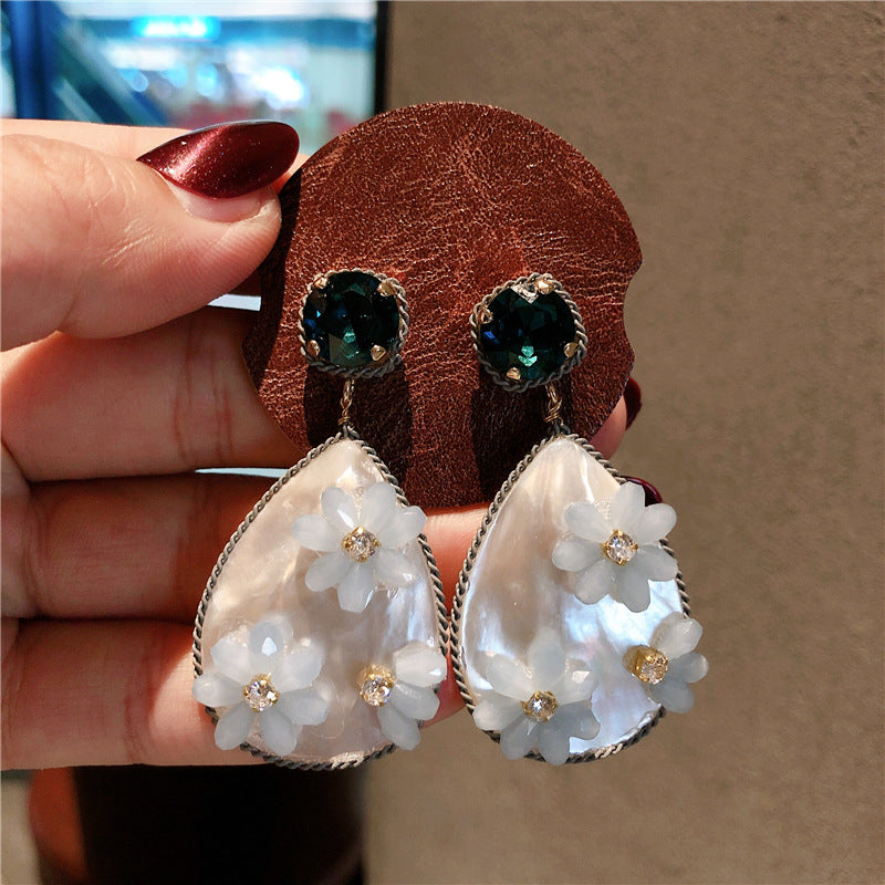 Shell Daisy Flower Affordable Luxury Style Stud Earrings