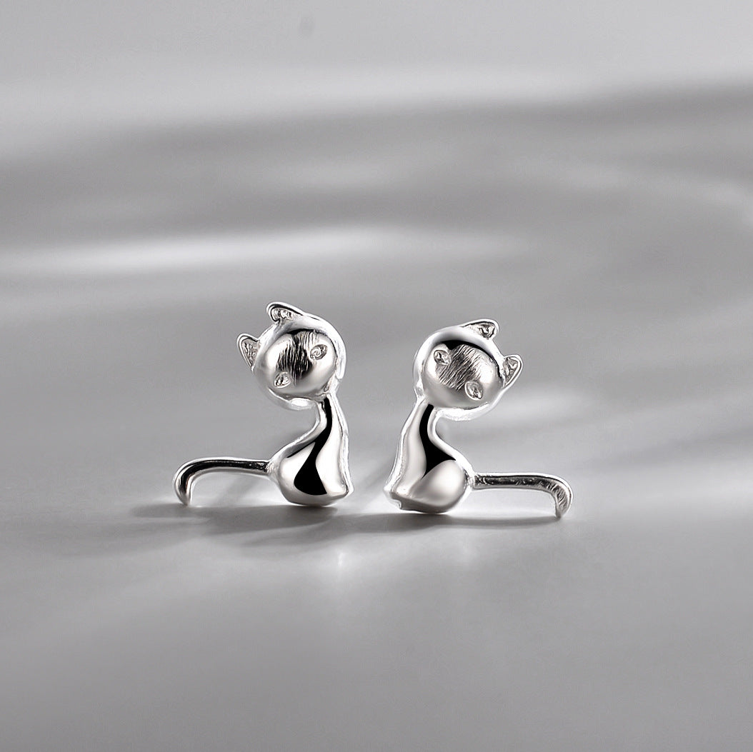 Temperamental Personalized Little Daisy Ear Sterling Earrings