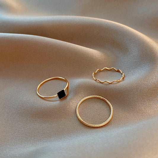 Female Cold Wind Design Knuckle Black Zircon Index Rings